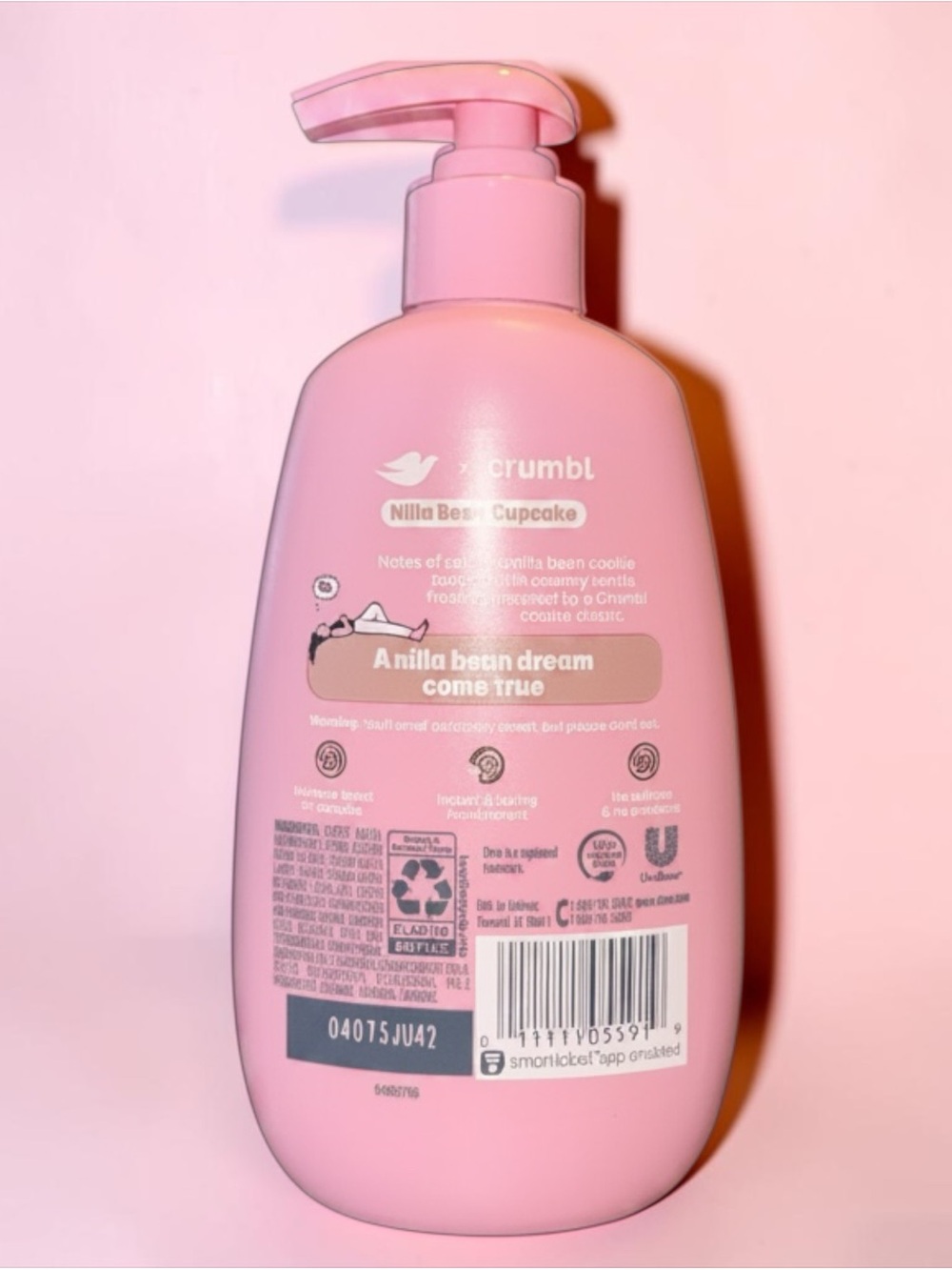 β¨ Dove x Crumbl Nilla Bean Cupcake Hand Wash β¨ - Picture 2 of 2
